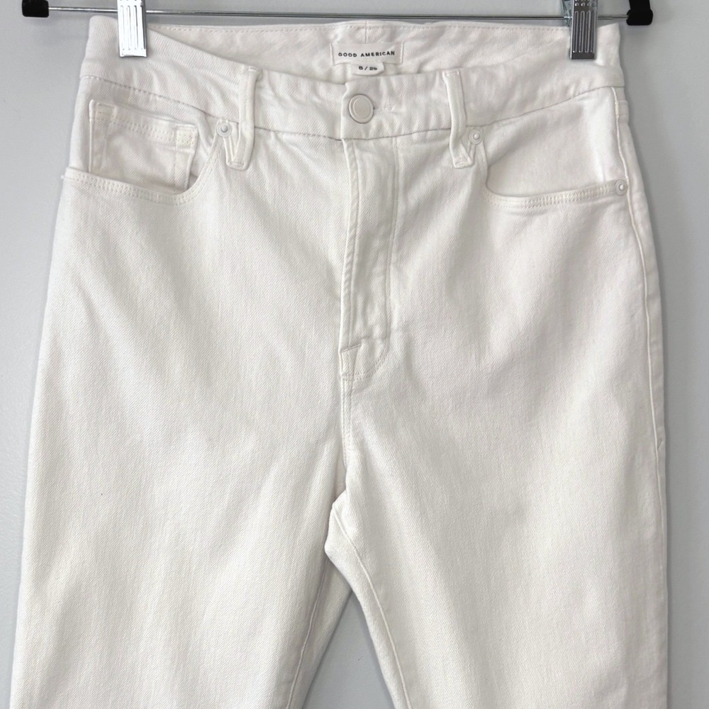 Good American High Rise Good Straight White Raw Hem Jeans 8/29 - Picture 3 of 9